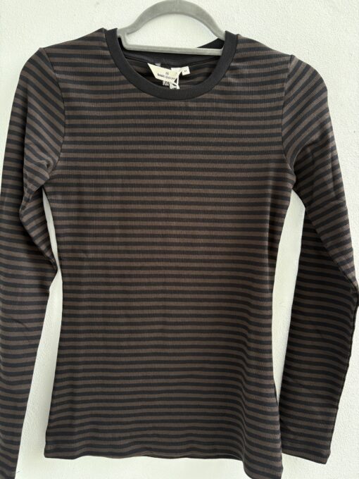 Basic Apparel – Ludmilla LS Tee, Chocolate Torte/Black - Billede 3