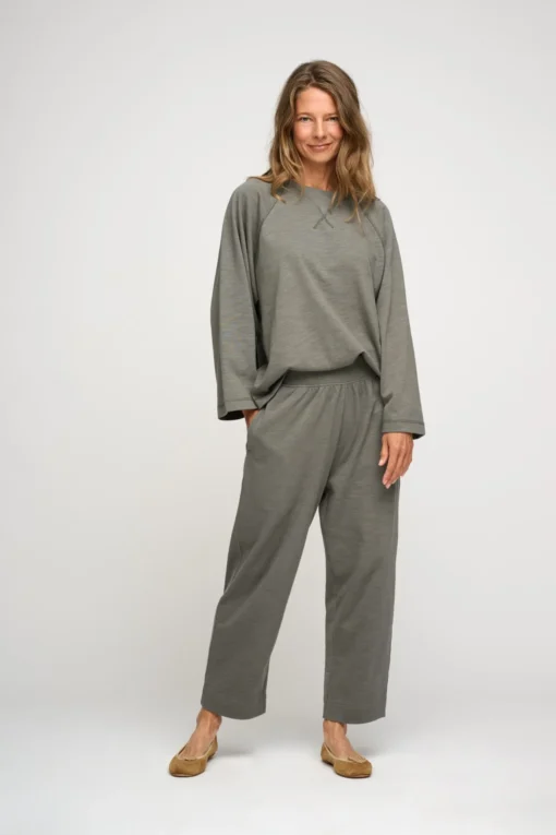 Moshi Moshi Mind – Earth Sweat, Khaki gray - Image 4