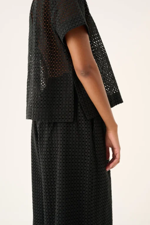 Rue de Tokyo - Perley Broderie Anglaise Shorts - Image 4