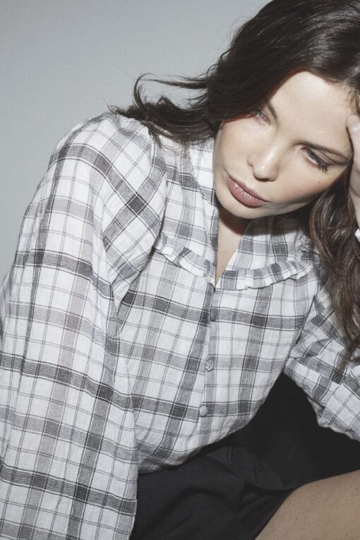 Co'Couture - Sally Check V-Blouse - Image 2