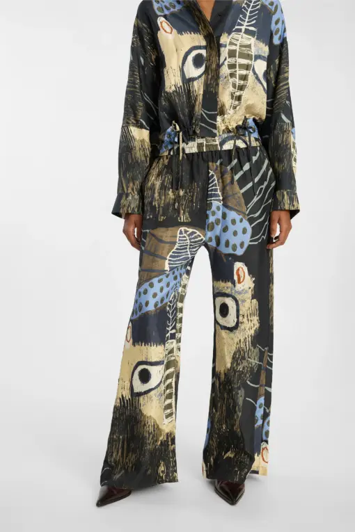 Munthe - Arum Pants, Black Print - Image 2