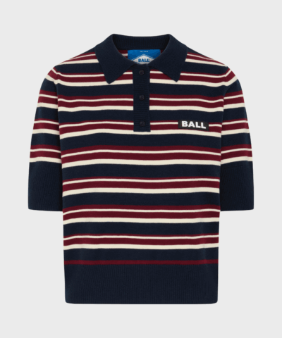 Kortærmet strik polo fra BALL med horisontale striber i navy, hvid og bordeaux, polokrave og broderet logo. Lavet af nylon, polyester, akryl og genanvendt uld.