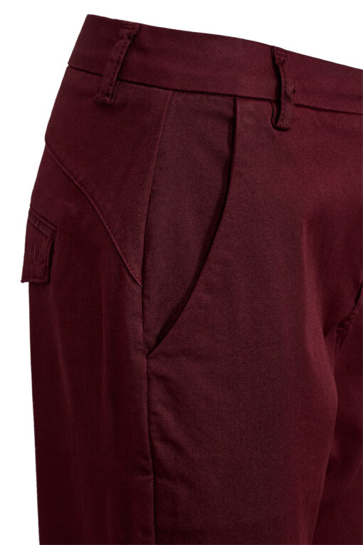 IVY – Karmey Chino, Burgundy - Image 2
