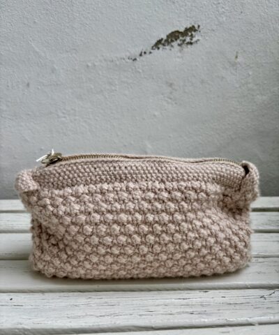 Aiayu – Helen Classic Clutch, Powder