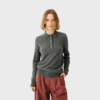 Rue de Tokyo KURA sweater i grå 100% økologisk merinould med polokrave, knaplukning og slim fit.
