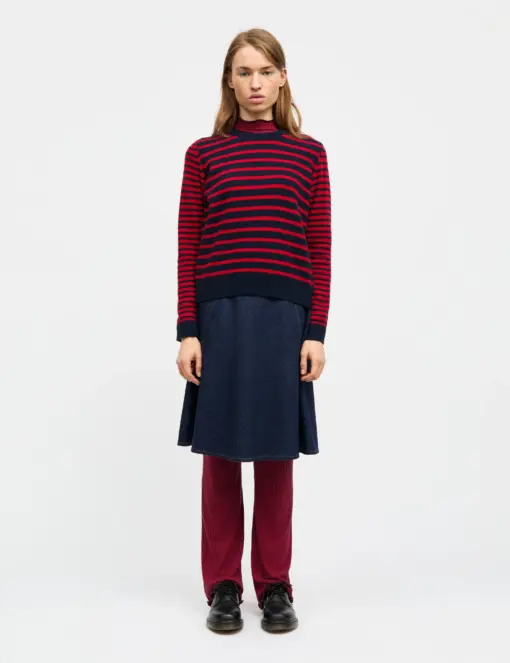 Modelbillede af Cashmere Blend Ingrid Knit – elegant og tidsløs pasform.