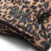 Detalje: polstret ripstop, leopardprint og elastisk manchet på Mads Nørgaard handsker.