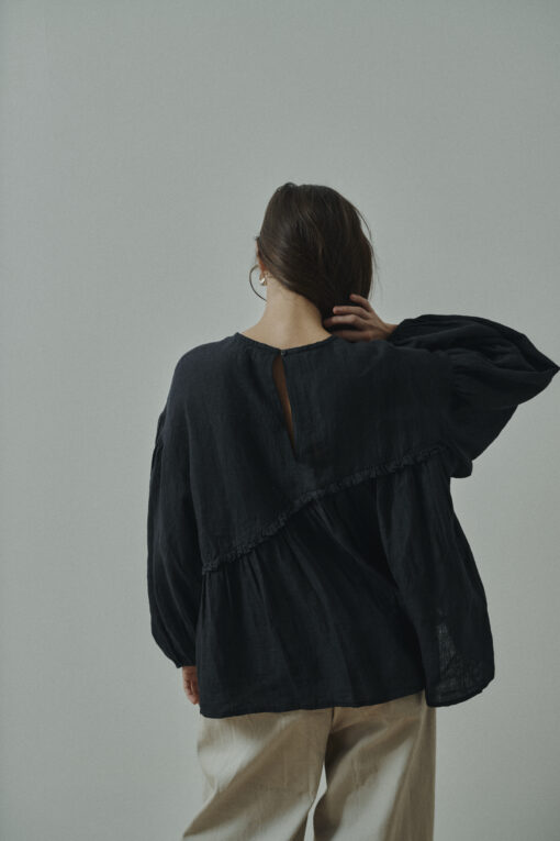 Anne-Mi – Kaya LS Blouse, Washed Black - Billede 7