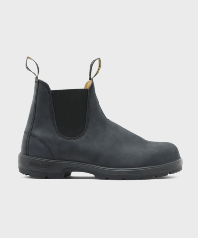 Blundstone Classics #587 Chelsea Boot i Rustic Black– læderstøvler med elastikpaneler og slidstærk ydersål.