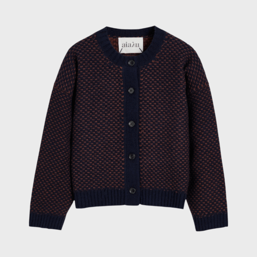 Delores cardigan i Mix Navy – kort boxy cardigan strikket i 100% Sartuul uld fra Aiayu