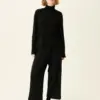 Rue de Tokyo Pia Crushed Cotton bukser i sort – frontvisning