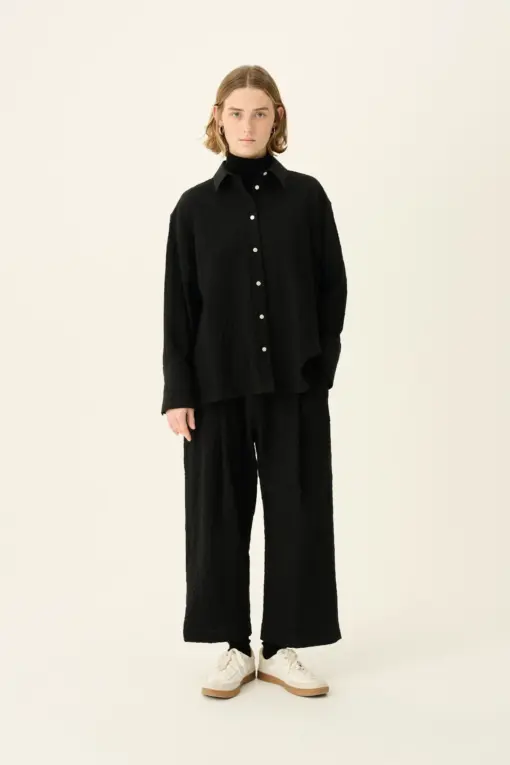 Rue de Tokyo - Seke Crushed Shirt, Black - Billede 3