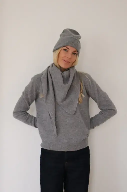 Beta Studios - Andrea Triangle Scarf, Grey Melange - Billede 2