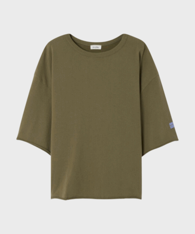 Ykobow oversize T-shirt i grøn, 100 % bomuld.
