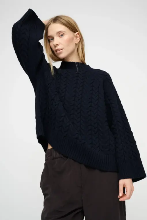 Moshi Moshi Mind – Oak Cable Knit, Dark Navy - Billede 3