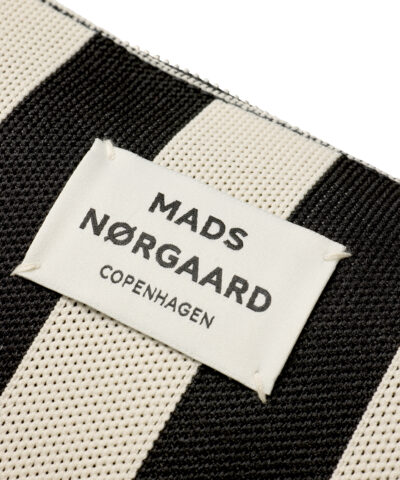 Alternative view of Mads Nørgaard – Knit Stripe Hof Make-Up Bag - Sort/hvid