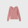 Nuny Jumper fra American Vintage er en blød og let striktrøje med marmoreret mønster i rosa. Den afslappede pasform og runde hals gør den ideel til både hverdag og lag-på-lag styling. Fremstillet i en alpaka-blanding, der føles behagelig mod huden og holder dig varm uden at føles tung. Et moderne og alsidigt valg til din garderobe. Køb hos Merci Give og få hurtig levering og personlig service.