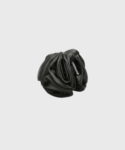 Organza Flower Hair Claw – Elegant hårklemme fra Becksöndergaard