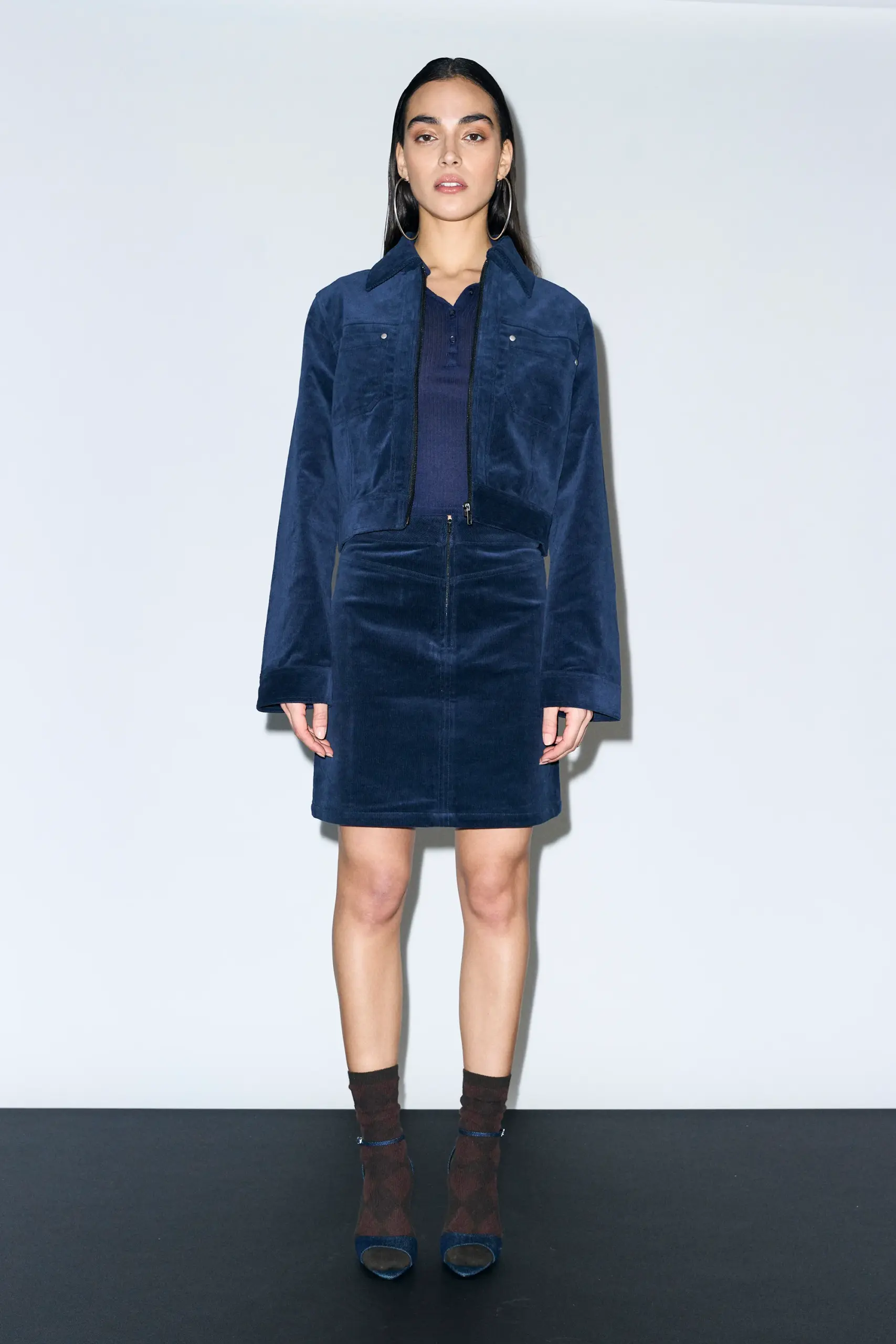 IVY Copenhagen – Sign Cord Mini Skirt – Deep Navy Blue - Billede 4