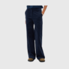 Ivy Copenhagen Alice Wide Cord Pant i farven Deep Navy Blue er en stilfuld og komfortabel fløjlsbuks med høj talje og brede ben. Den perfekte kombination af blødhed og struktur gør den ideel til både hverdag og fest. Style med en skjorte eller strik for et moderne og afslappet look. Køb hos Merci Give og få mode med kant og komfort.