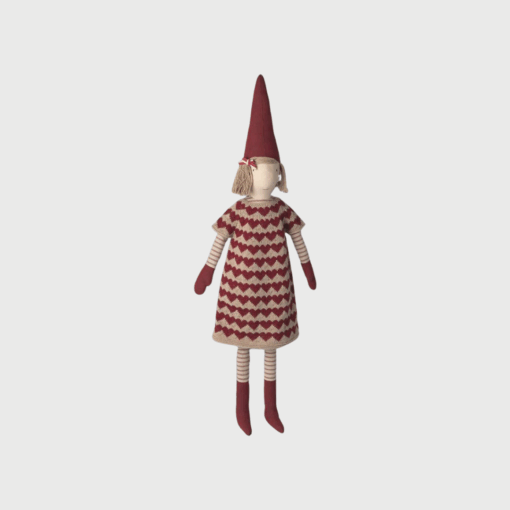 Maileg Pixy Nisse str. 5 – nissepige med strikket kjole og håndlavede detaljer. Perfekt som julepynt og samlerobjekt. Skab magisk julestemning. Shop online med hurtig levering.