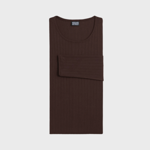 Langærmet brun T-shirt fra Mads Nørgaard. Dansk design i 100% bomuld. Fås i to længder. Fri fragt over 499 DKK og levering på 1–3 hverdage.