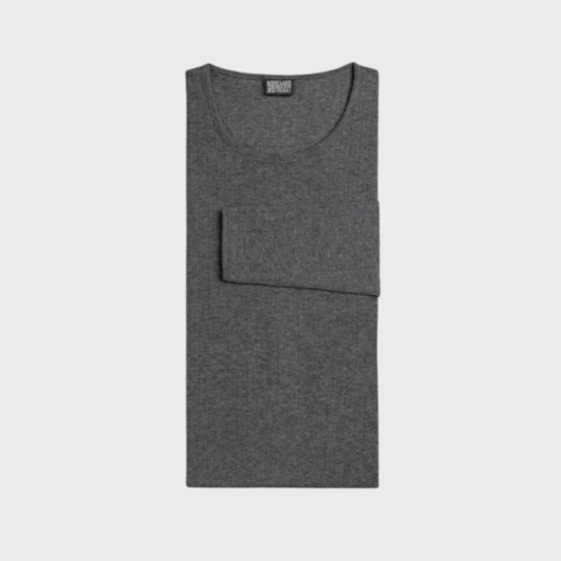 Langærmet T-shirt i meleret mørkegrå fra Mads Nørgaard. Dansk design i 100% bomuld. Fri fragt over 499 DKK og levering på 1–3 hverdage.