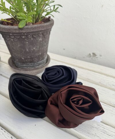 Alternative view of Beck Söndergaard - Luster Rosea Scrunchie - Navy