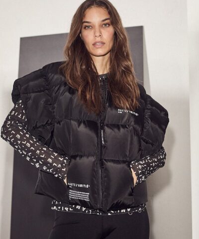 Alternative view of Haute L’Amitié – Mount Puffer Vest – Black