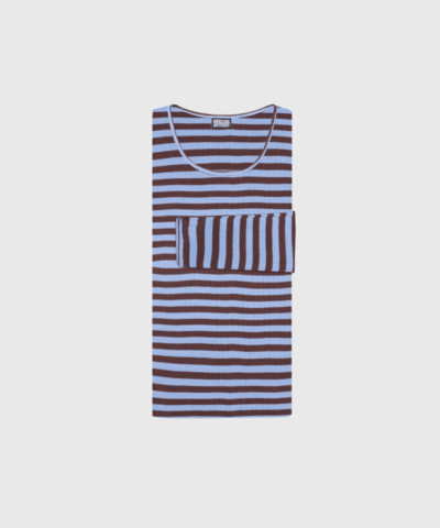 Opdag Mads Nørgaard 101 Broadway Bluse i Brown/Light Blue – en klassisk bluse i 100% bomuld med stribet design. Perfekt til både hverdag og kontor. Shop den hos os med hurtig levering og fri fragt over 499 DKK.