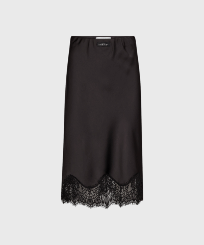 Naomi Lingerie Pencil Skirt i sort fra Haute L’Amitié er en elegant nederdel med satin-look og blondekant. Perfekt til festlige anledninger eller chic styling. Køb online hos Merci Give med hurtig levering og fri fragt over 499 DKK.