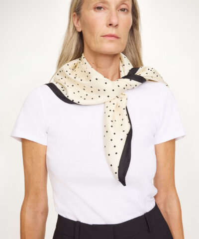 By Malene Birger – Poula Silketørklæde – Sort