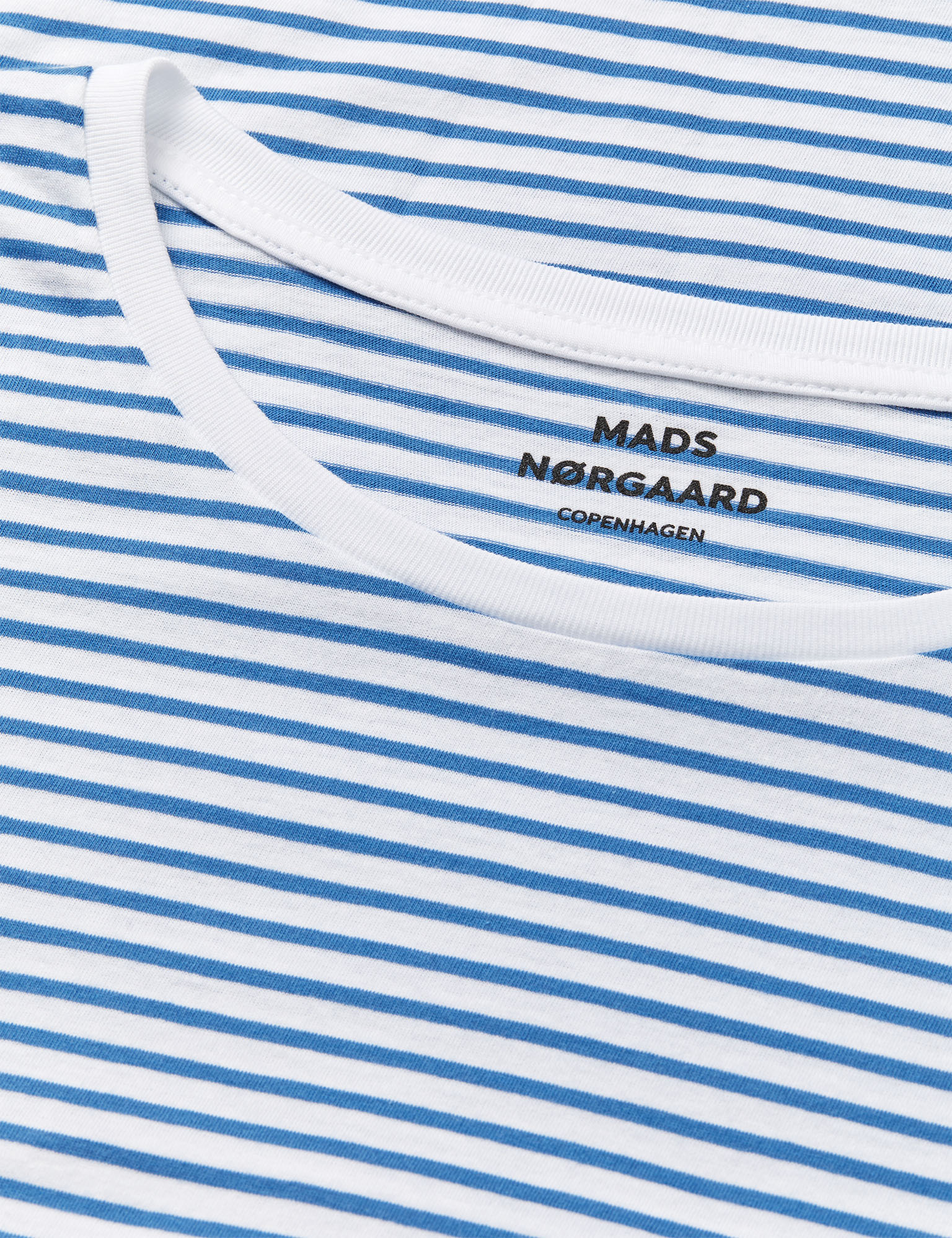 Mads Nørgaard - Fine Jersey Stripe, Teasy Tee FAV – Brilliant White/Bright Cobalt - Billede 3
