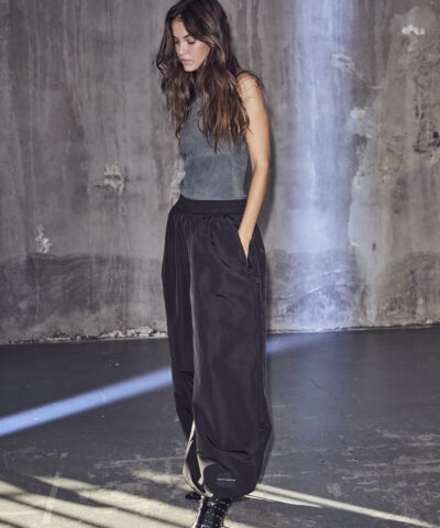 Alternative view of Haute L'amitie - Thalia Harem Pant - Black