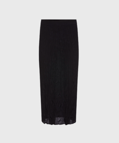 Opdag HMSena Skirt – et luksuriøst silkeskørt med crinkle-effekt og elastisk linning. Fremstillet i 93% silke og 7% elastan, kombinerer det elegance og komfort. Perfekt til både hverdagsbrug og festlige anledninger. Med sin midi-længde og tidløse design er HMSena Skirt et must-have i enhver garderobe.