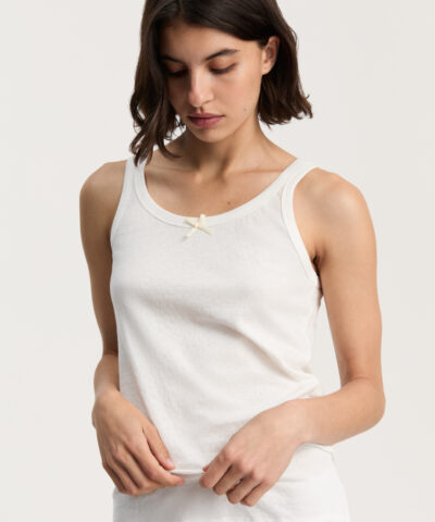 Alternative view of Aiayu - Messhu Tank – Pure Ecru