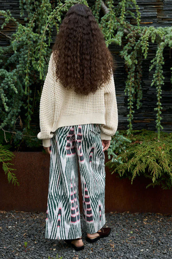 Rabens Saloner – Amari Ikat Combat Crop Pants – Forest Pink Sand - Billede 6