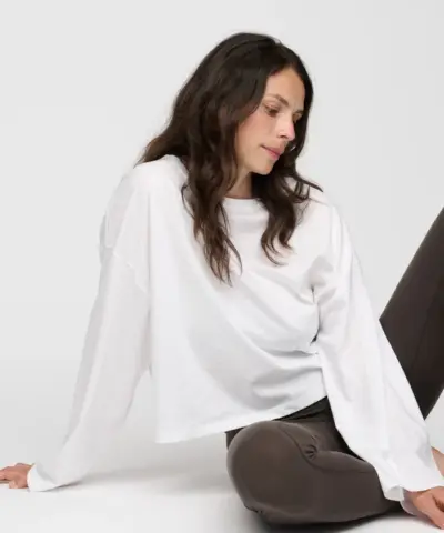 Alternative view of Moshi Moshi Mind – Precious Tee – Hvid