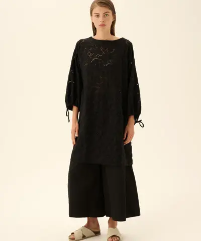 Alternative view of Rue de Tokyo – Decia Soft Lace Dress - Black