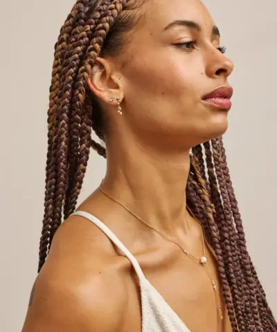 Alternative view of ENAMEL Copenhagen – Nara Drop Earrings – Forgyldt