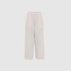 Melbourne Ankle Pant – Soft Pink fra FRAU er en klassisk hverdagsbuks i 100% økologisk bomuldspoplin. Med smal elastik i taljen, usynlige lommer og lige ben er den både behagelig, enkel og nem at style. En feminin og tidløs basisbuks.