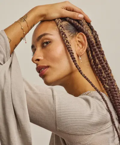 Alternative view of ENAMEL Copenhagen – Studs Nara – Forgyldt