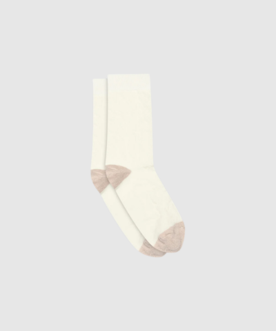Luna Socks fra MPwoman – elegante og komfortable strømper med anatomisk pasform, forstærkede zoner og OEKO‑TEX® certificering. Perfekte til både hverdag og pænere stylinger.