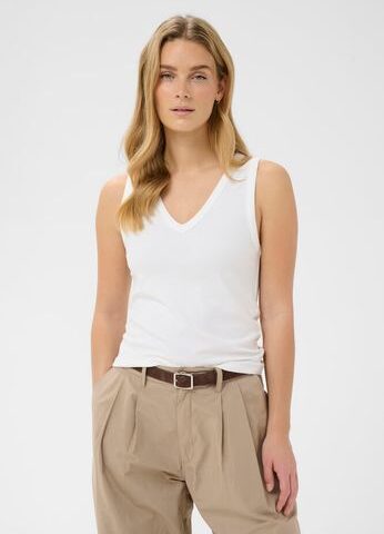 Alternative view of Part Two – Nikkiapw Top - Bright White