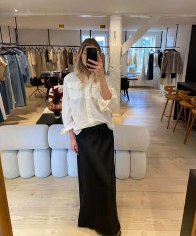 Alternative view of IVY – Queen Maxi Skirt – Dark Grey