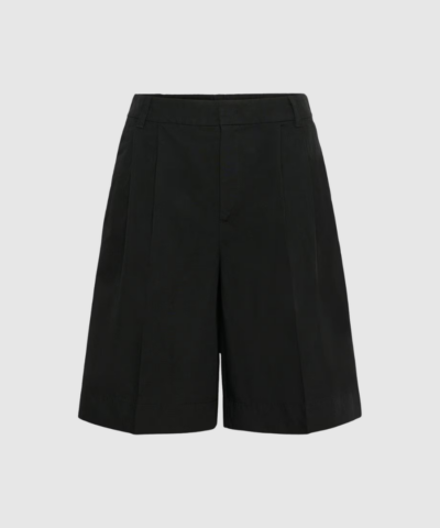 BenediktePW Shorts fra Part Two er klassiske shorts i vævet kvalitet med et tidløst og alsidigt design. Perfekte til sommerens outfits og nemme at style til hverdagsbrug. Find BenediktePW Shorts hos Merci Give.