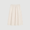 Champetra Mix Skirt fra Aiayu i farven Merlot er en elegant nederdel med afslappet pasform og smukt fald. En tidløs nederdel, der kombinerer komfort og æstetik og passer perfekt til både hverdag og mere elegante looks.
