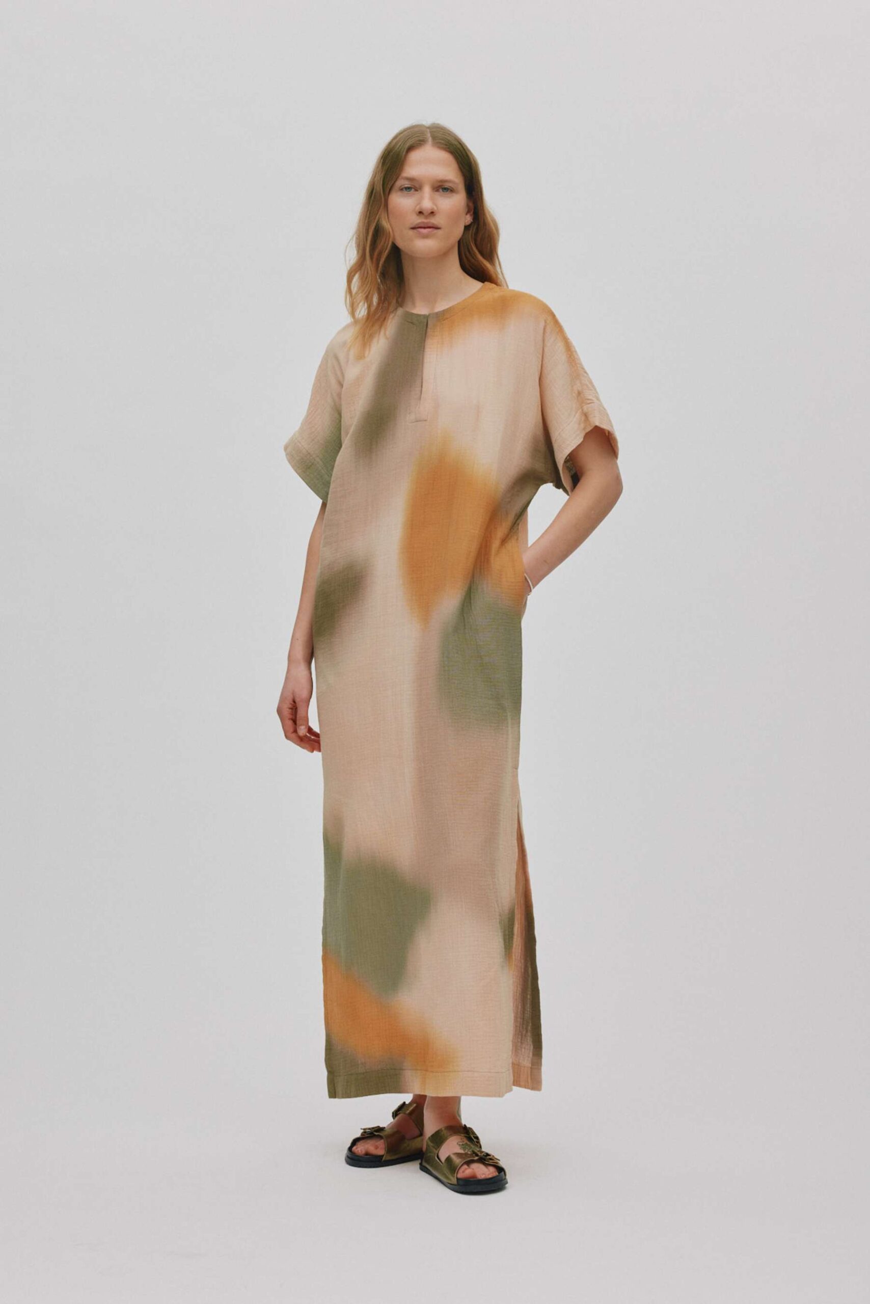 Rabens Saloner - Inza Water Color Column Dress – Dessert Combo - Billede 4