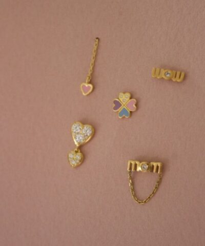 Alternative view of Stine A - Dangling Love Heart Earring – Light Pink 