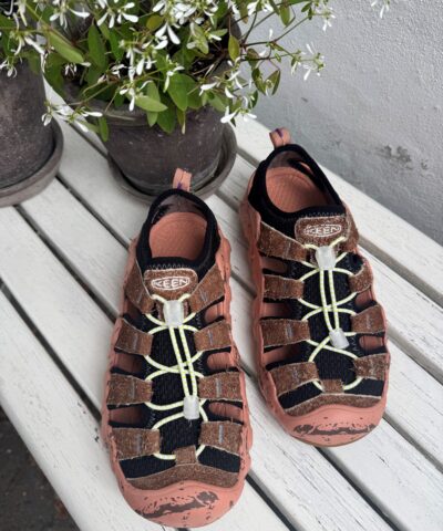 Alternative view of KEEN - Women’s Hyperport HL Sandal – Bison